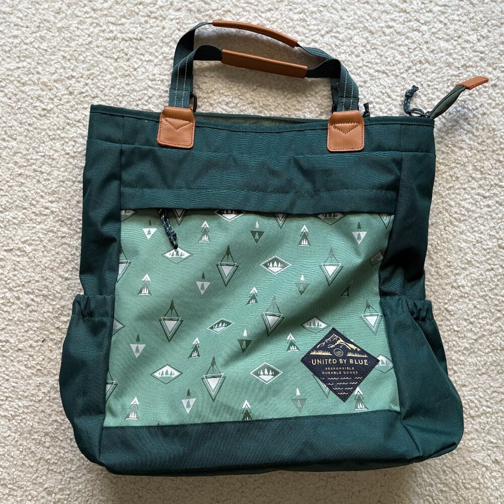 United By Blue (R)evolution™ 25L Convertible Carryall